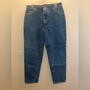 Levi’s 550 Relaxed Fit Jeans — Made in Mexico — Size 16 — Excellent Condition